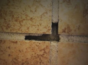 Hollow tiles or cracking tiles and grout?